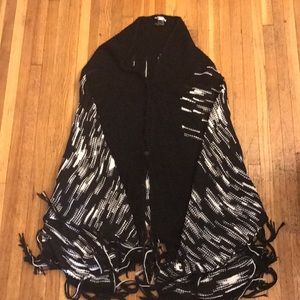 Lularoe One Size Mimi poncho